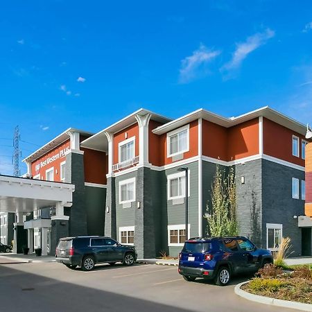 Best Western Plus Chestermere Hotel Екстер'єр фото
