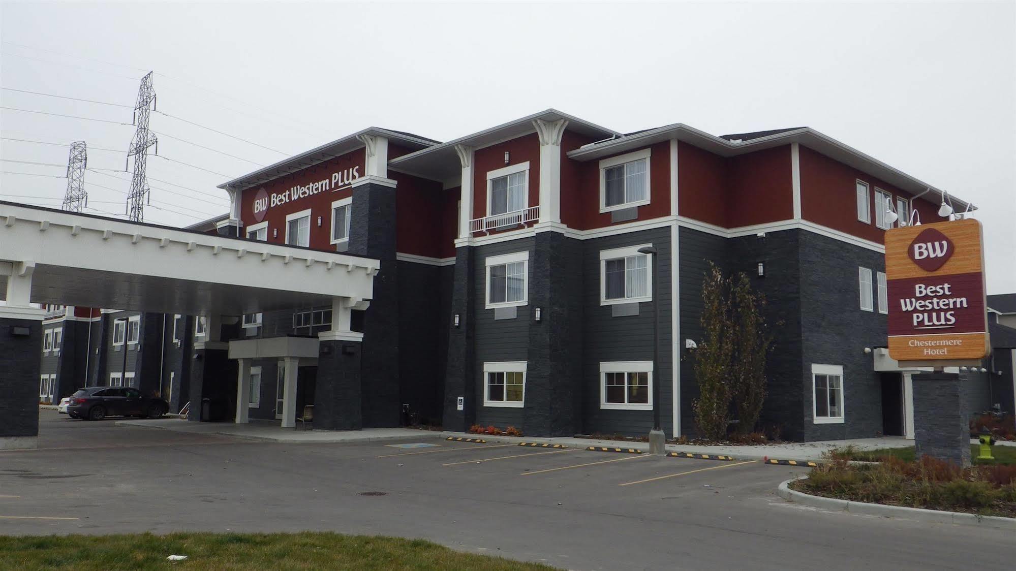 Best Western Plus Chestermere Hotel Екстер'єр фото
